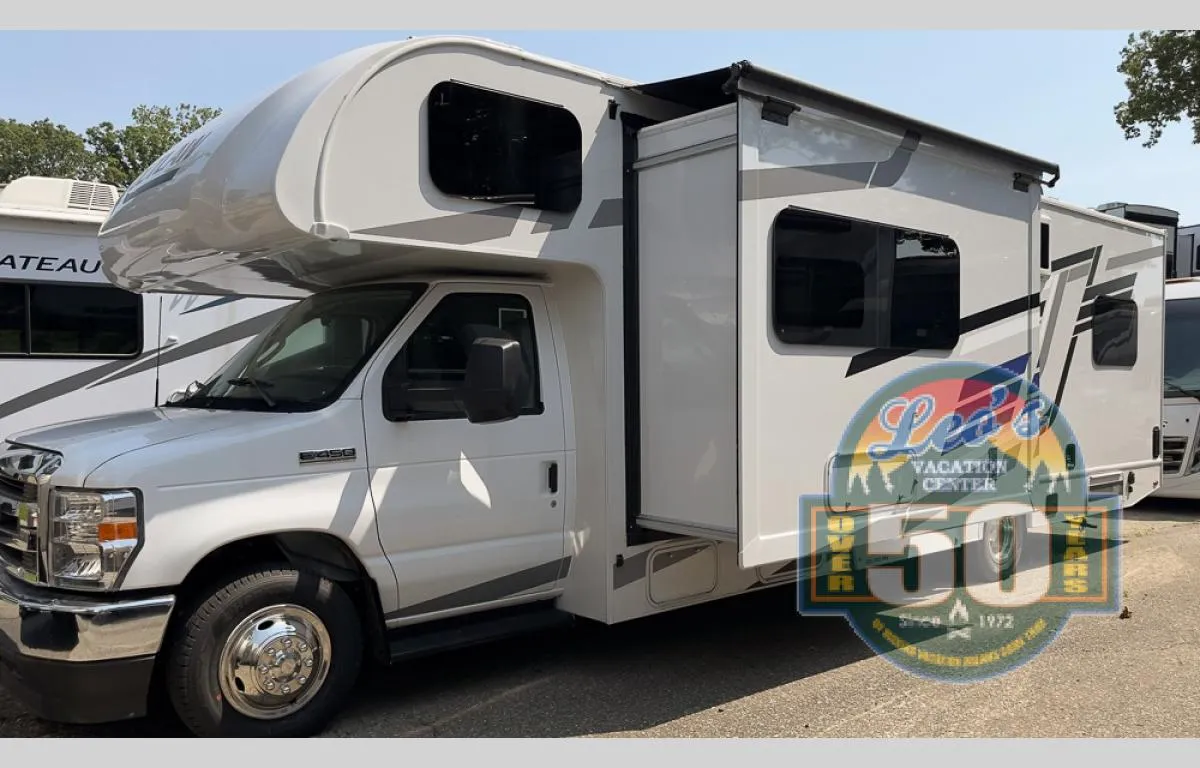 2025 Thor Motor Coach Outlaw 29T - Photo 3