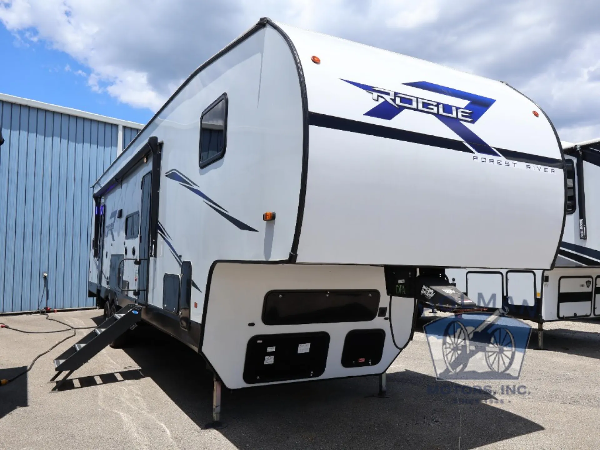 2023 Forest River Vengeance Rogue SUT 327SUT - Photo 2