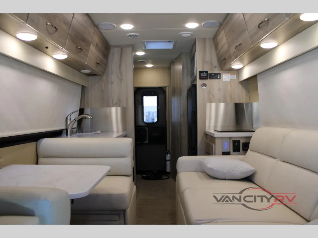 2024 Chinook RV Summit SS, Photos photo 14