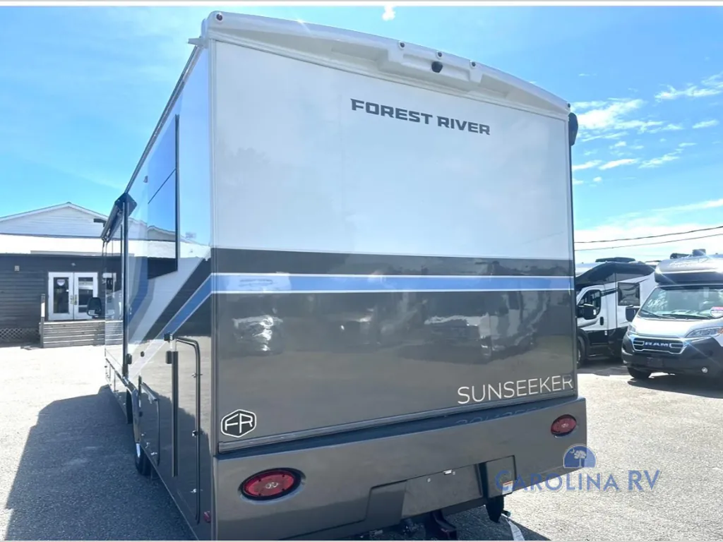 2027 Forest River Sunseeker 3150S, Photos photo 7