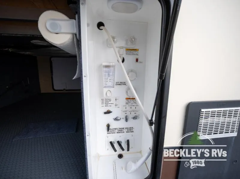 2015 Jayco Eagle Premier 351RSTS - Photo 4