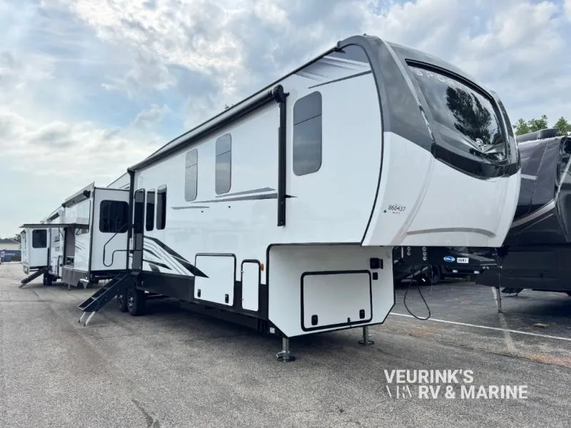 2027 Venture RV SportTrek Touring Edition 363VFR - Main photo