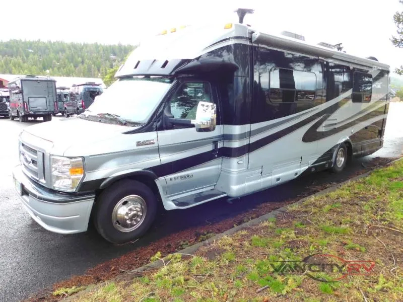 2014 Dynamax Isata E Series IE282 - Photo 3