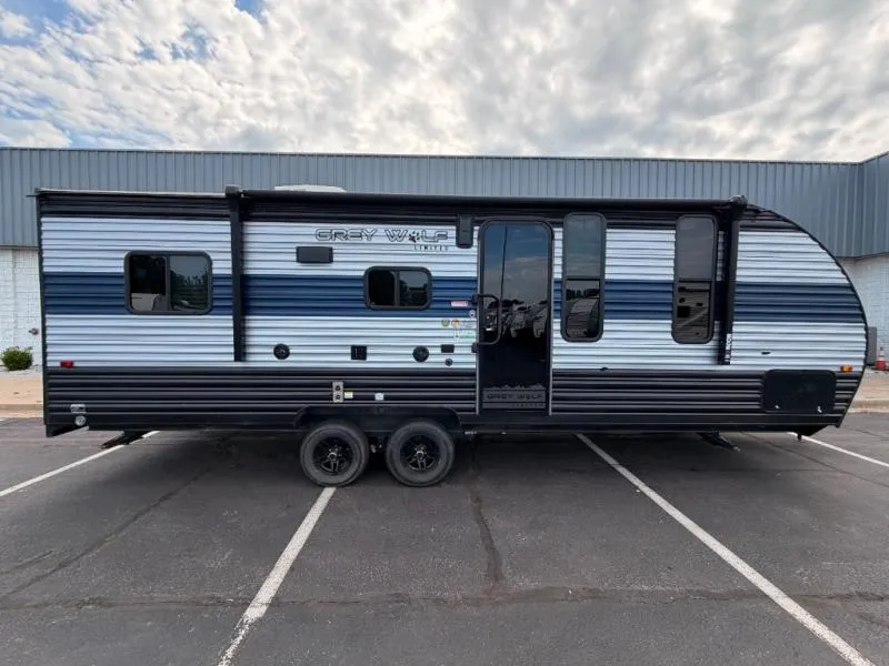 2022 Forest River Cherokee Grey Wolf 22RR - Photo 3