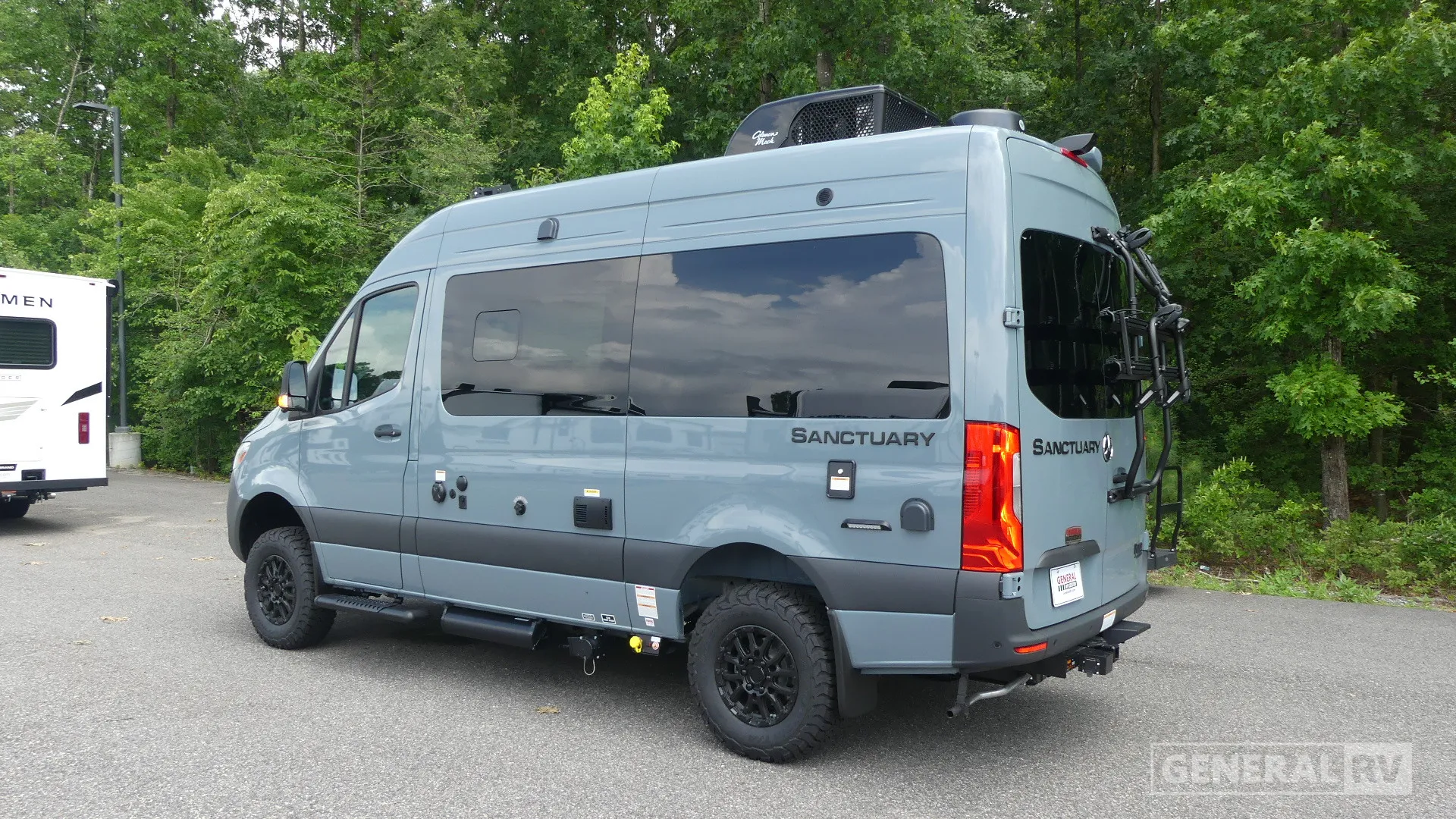 2027 Thor Motor Coach Sanctuary 19A - Photo 4
