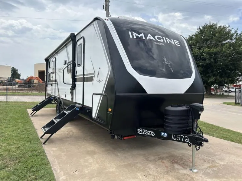 2027 Grand Design Imagine 2800BH - Photo 2