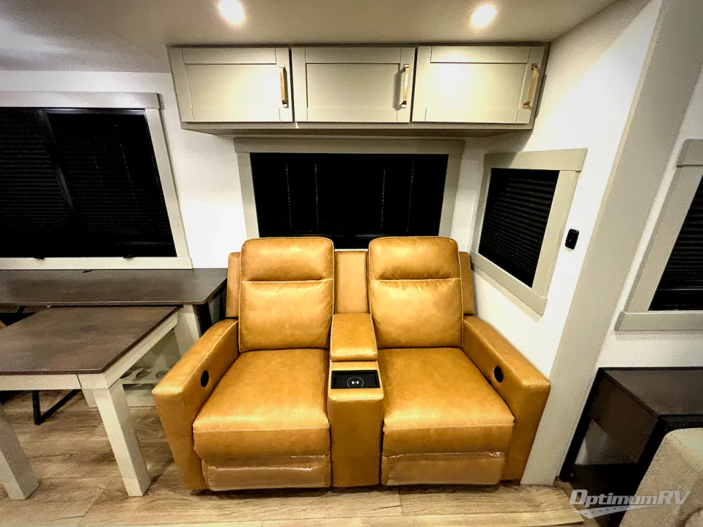 2025 Brinkley Model Z 3610, Photos photo 22