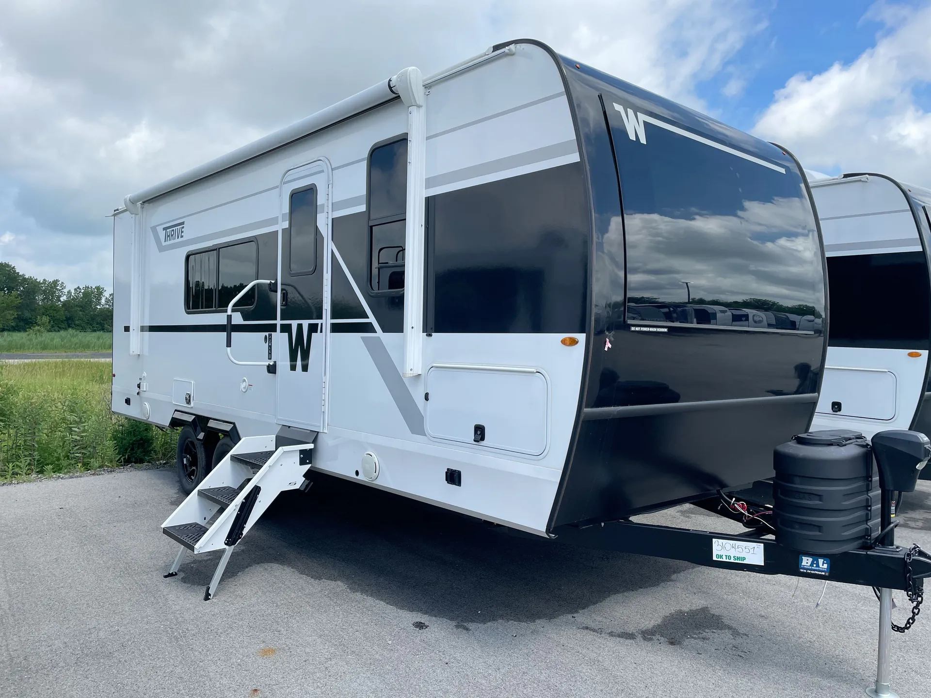 2026 Winnebago Thrive 22MLS - Photo 2