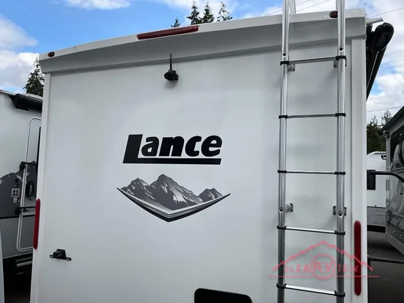 2026 Lance Lance Travel Trailers New    1995 - Photo 4