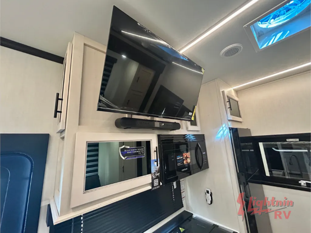 2026 Forest River Vengeance Rogue Armored 32L132, Photos photo 19