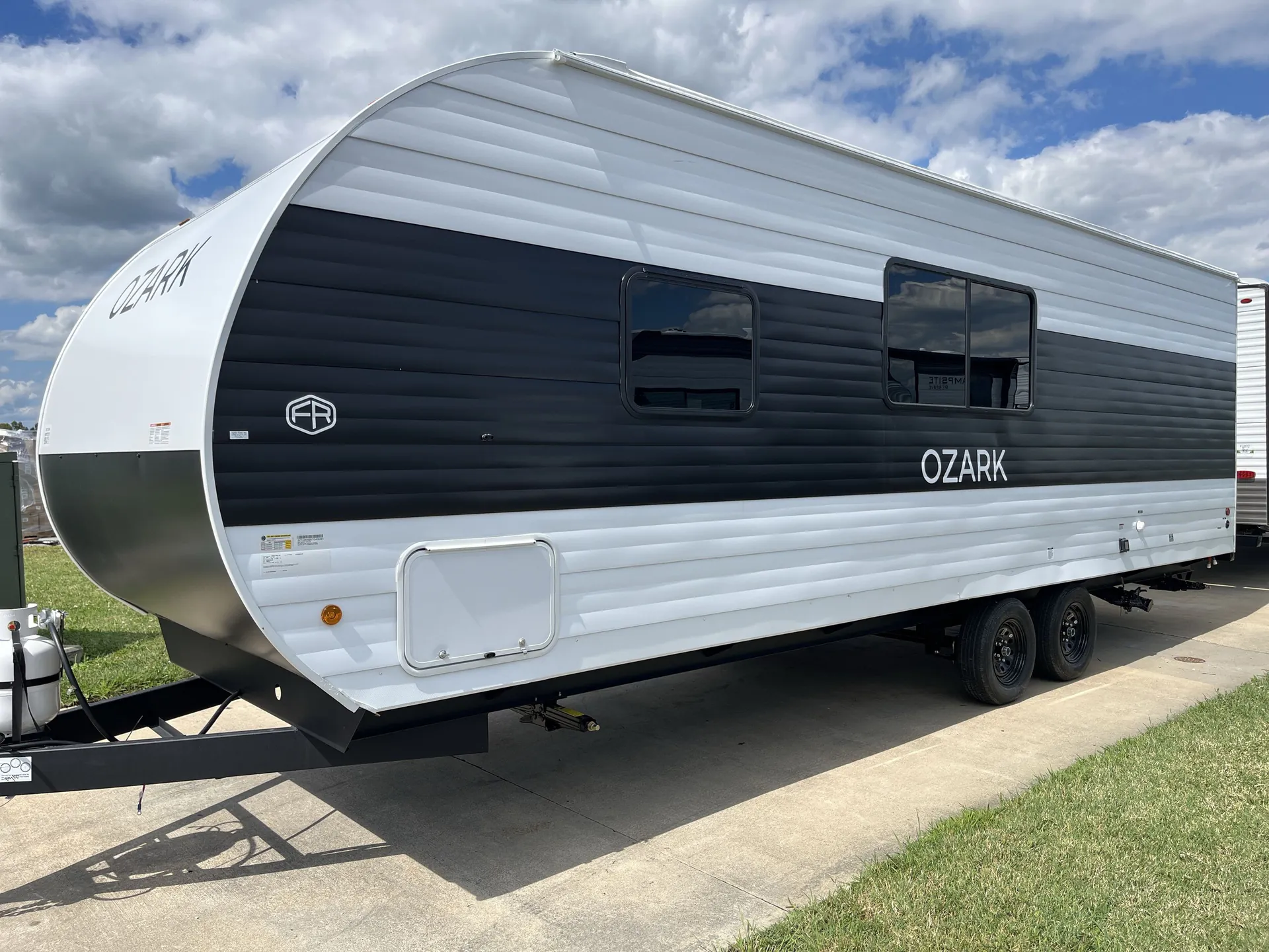 2026 Forest River Ozark 2400BHLE — off campside