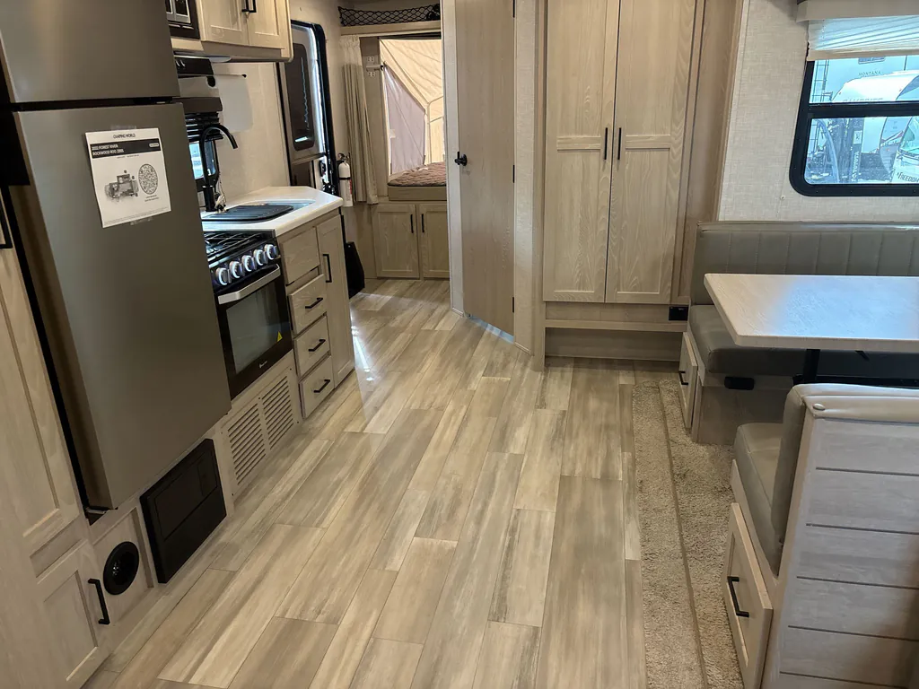 2022 Forest River Rockwood Roo 235S, Photos photo 4