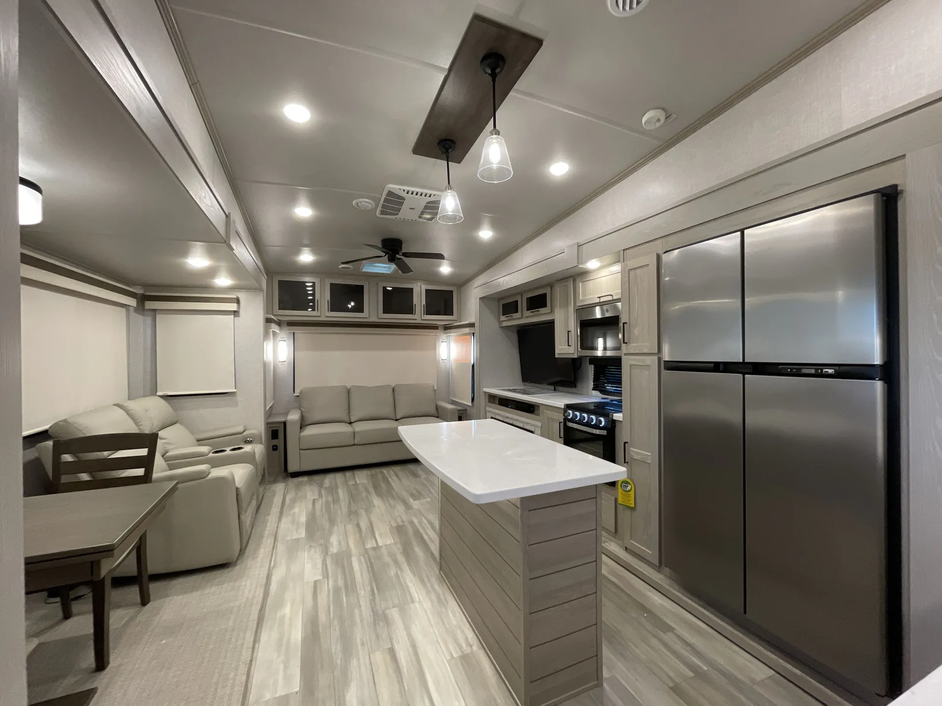 2023 Forest River Rockwood Signature 2893BS — living area main