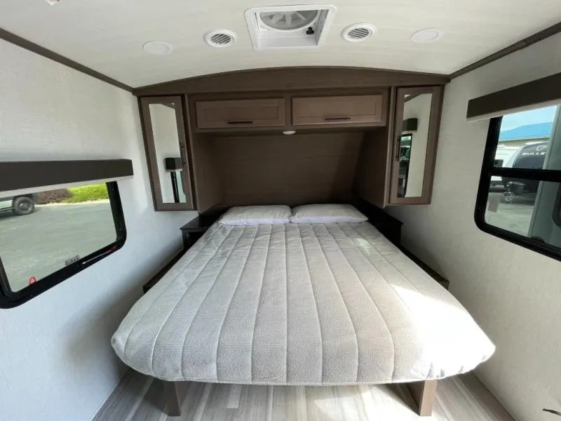 2026 Keystone Cougar Half-Ton 22MLSWE - Photo 4