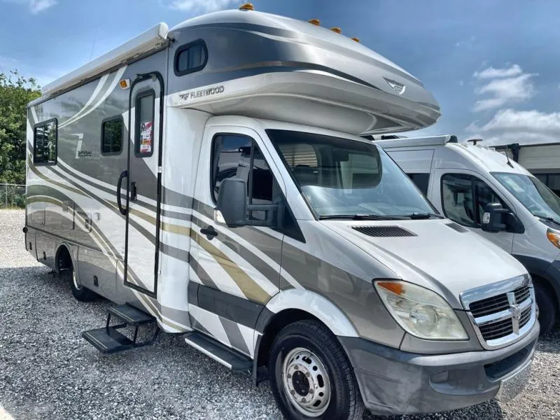 2008 Fleetwood RV Icon 24D - Main photo