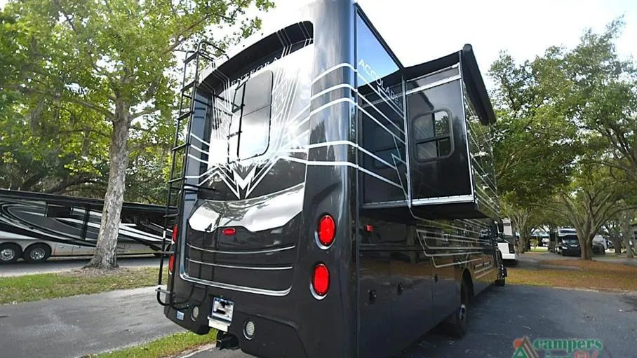 2025 Entegra Coach Accolade 37K - Photo 4