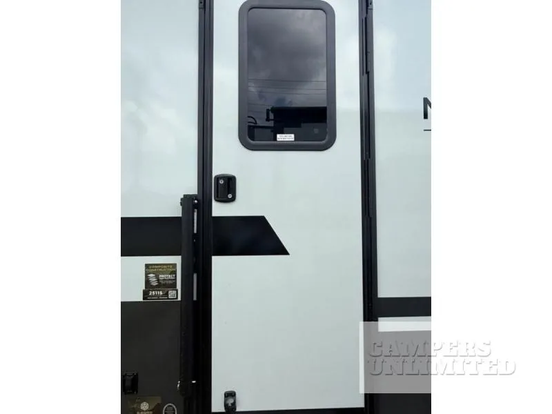 2026 Forest River Rockwood Mini Lite 2511S - Photo 3