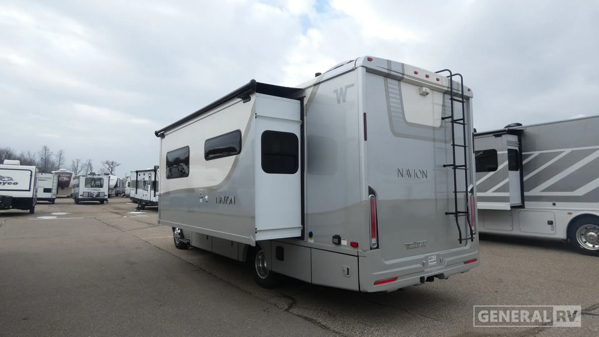 2027 Winnebago Navion 24D - Photo 4