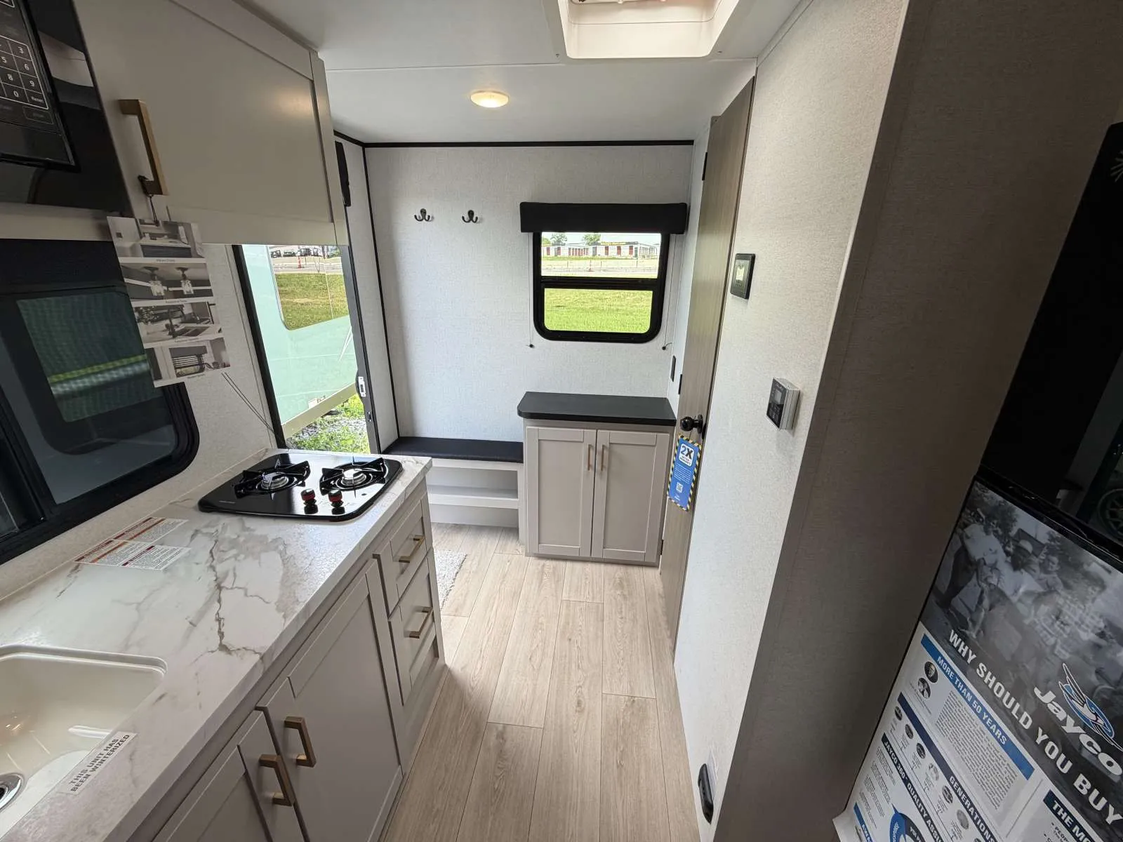 2027 Jayco Jay Feather Air SL 15TBSL - Photo 4