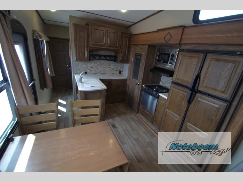 2017 Keystone RV Cougar 337FLS - Photo 2