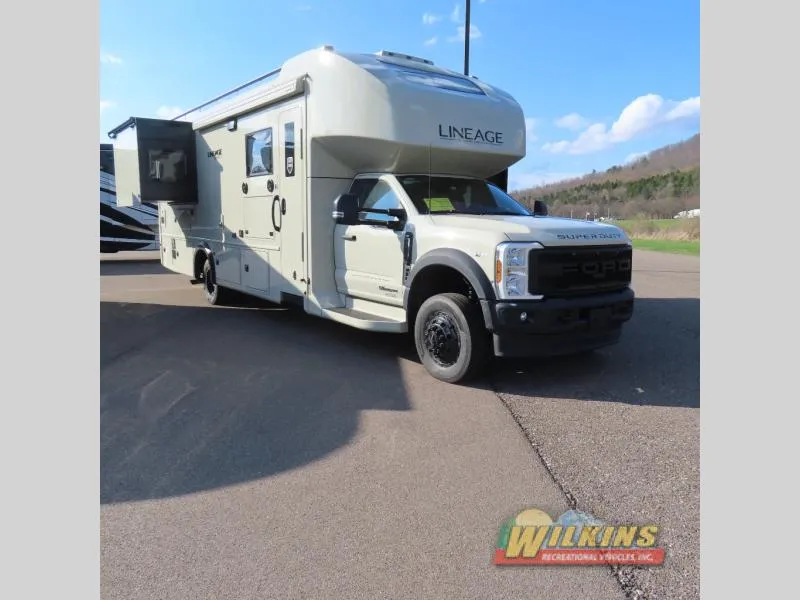2026 Grand Design Lineage Series F 31ZW - Photo 2