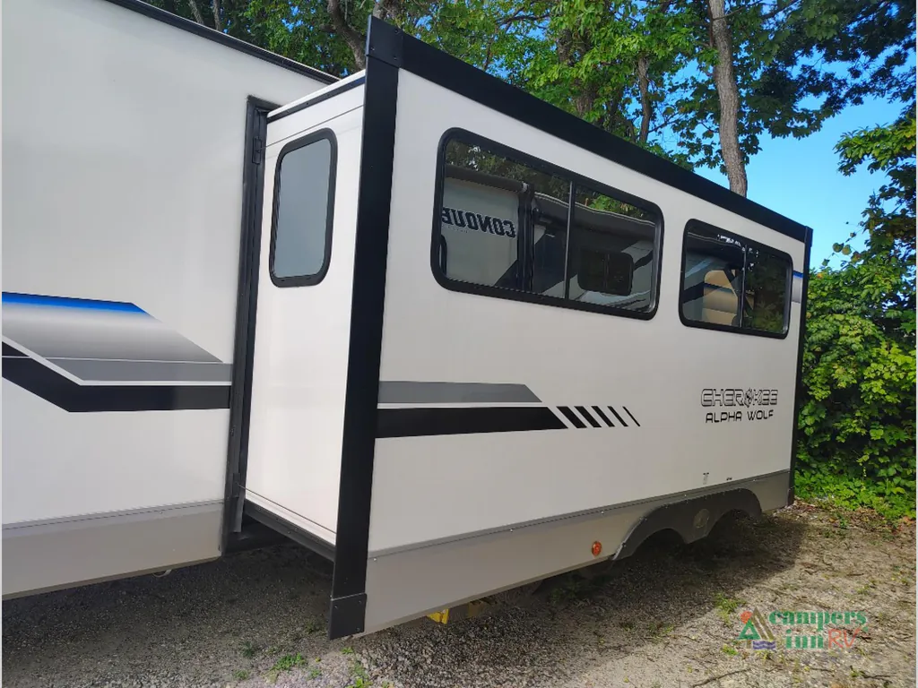 2025 Forest River Cherokee Alpha Wolf 26DBH, Photos photo 17