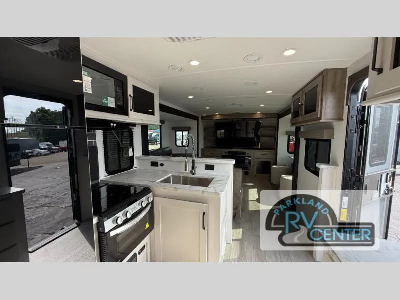 2027 Forest River Solaire 3300FLBS - Photo 4