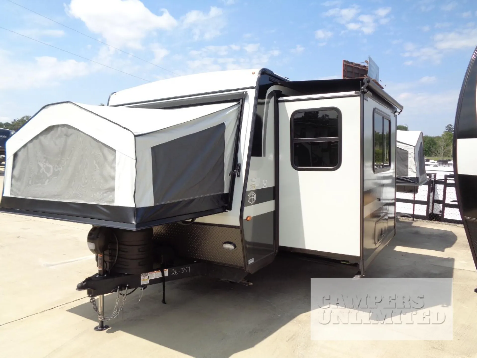 2027 Forest River Rockwood Roo 233S - Photo 3