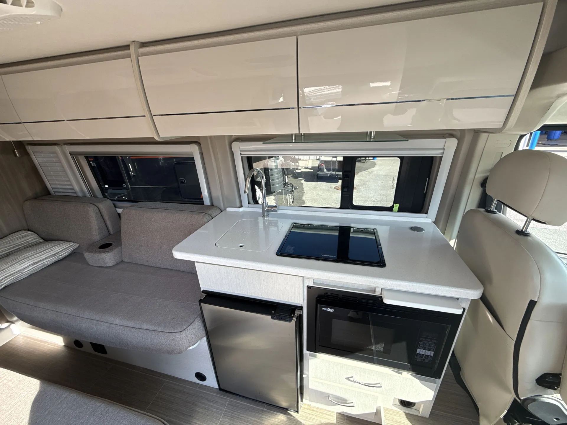 2021 Thor Motor Coach Tellaro 20LT — living area main