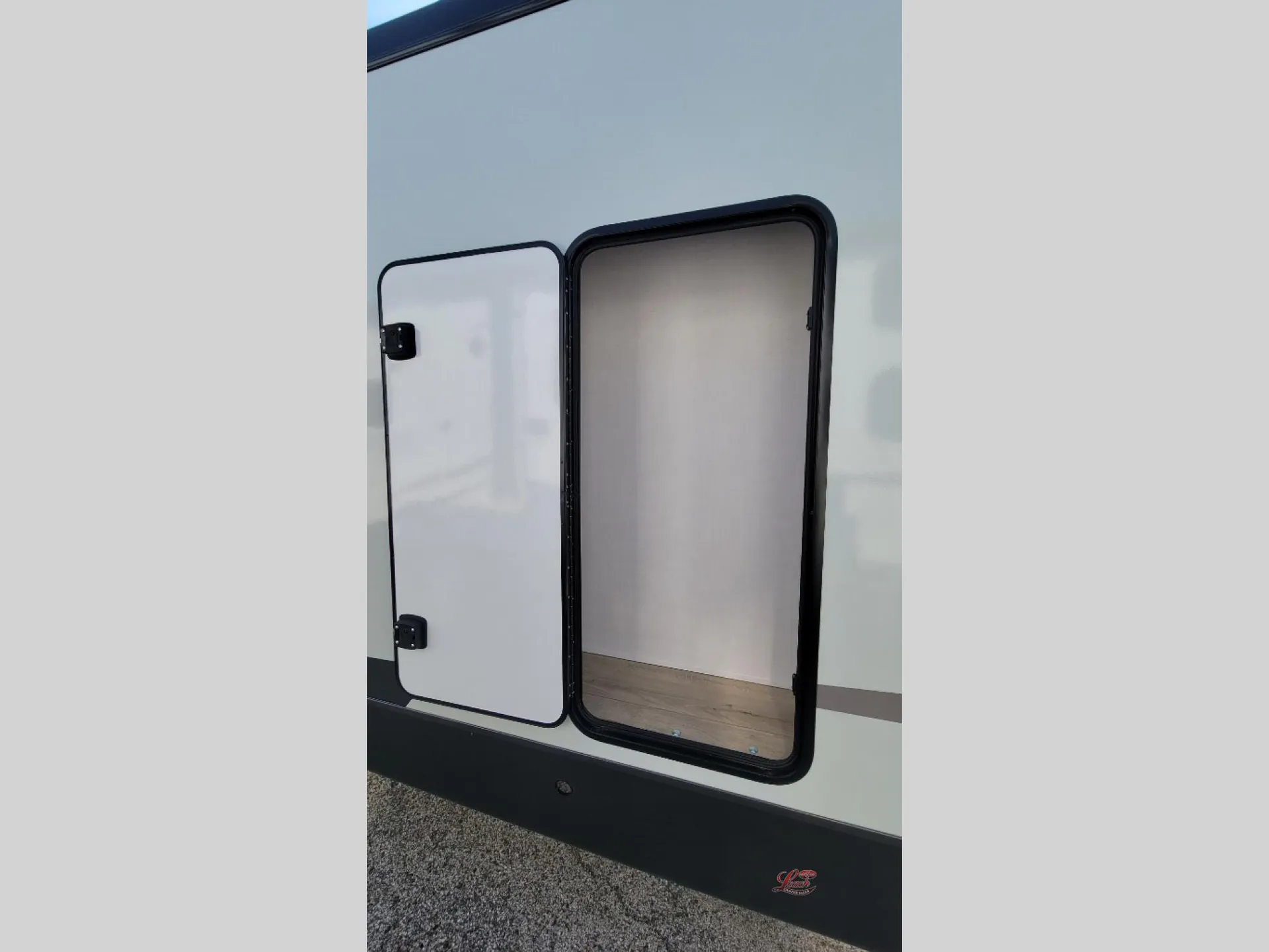 2026 Forest River Rockwood Ultra Lite 2906RL — Photo 5