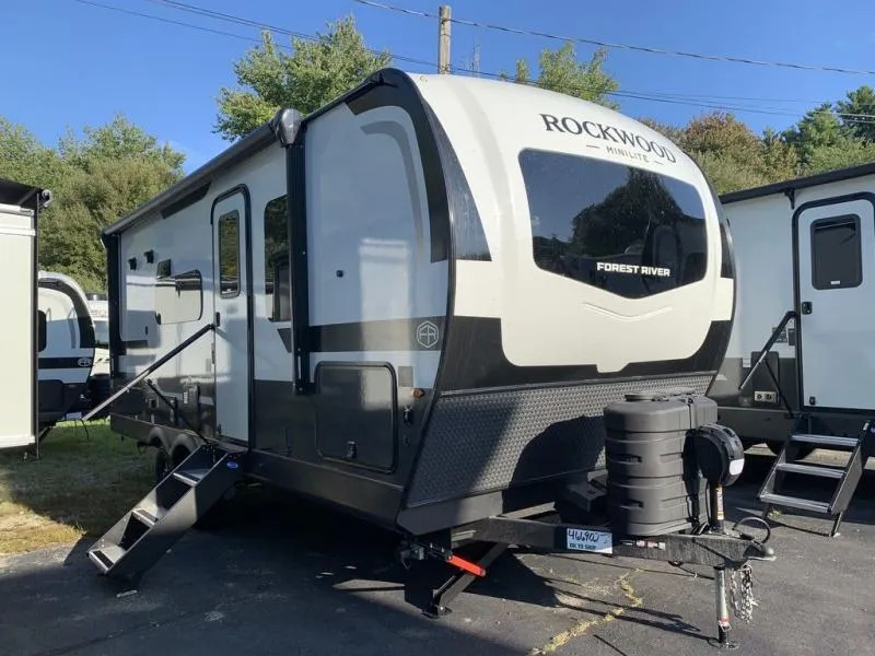 2026 Forest River Rockwood Mini Lite 2214S - Photo 2