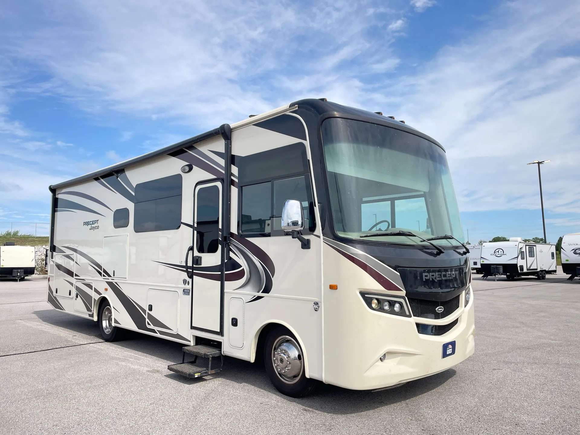 2018 Jayco Precept 29V - Photo 2