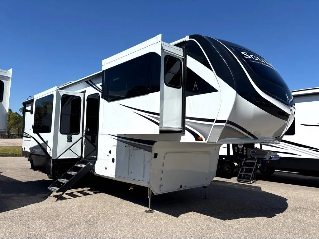 2026 Grand Design Solitude 380FL - Photo 2