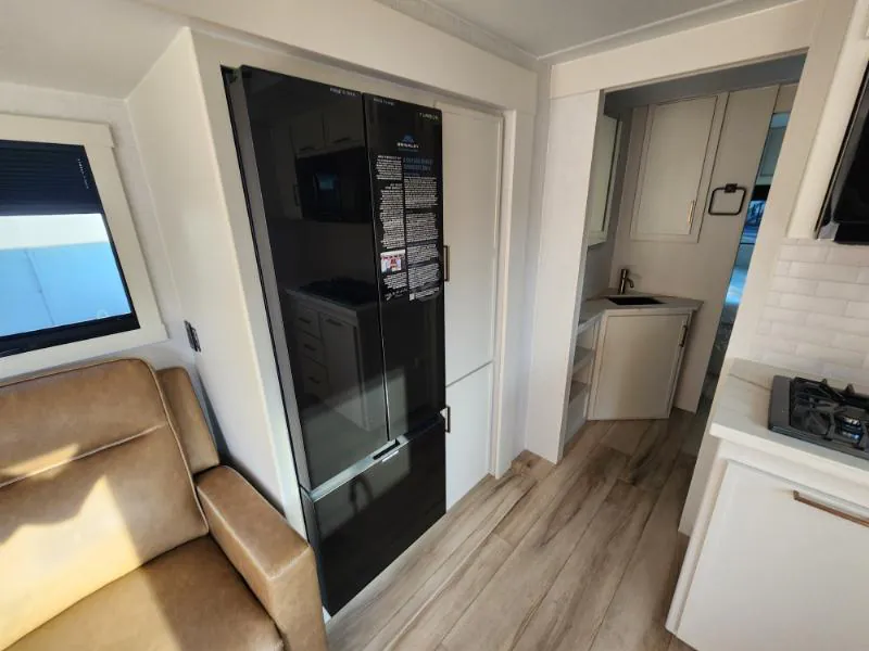 2026 Brinkley Model I 294, Photos photo 13
