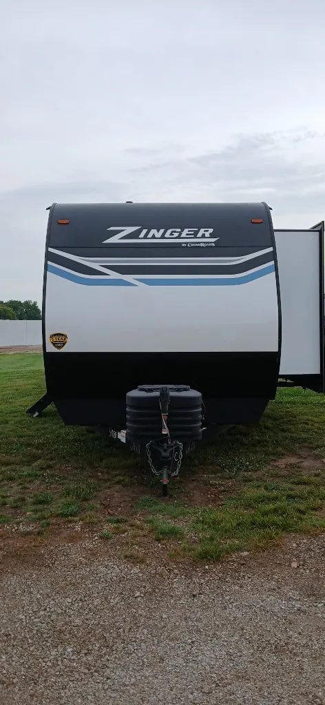 2024 CrossRoads Zinger ZR340BH - Photo 4