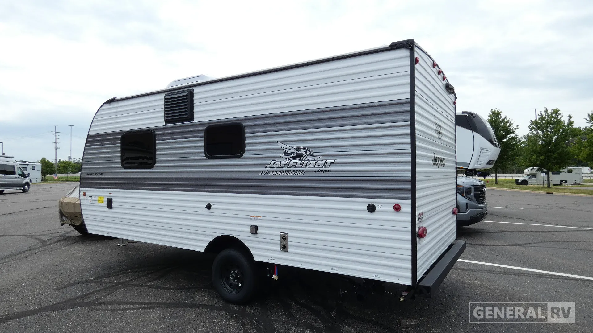 2027 Jayco Jay Flight SLX 170FQ - Photo 4