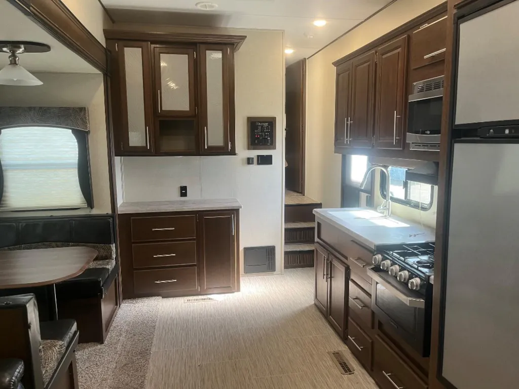 2019 Forest River Wildcat 31BH, Photos photo 9