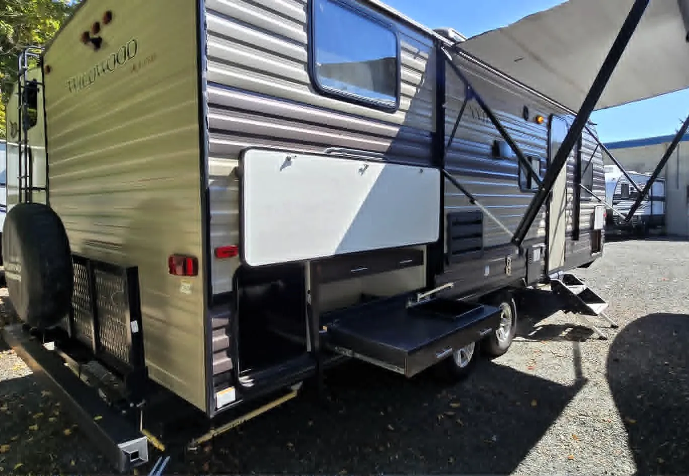2020 Forest River Wildwood X-Lite 243BHXL — Photo 6