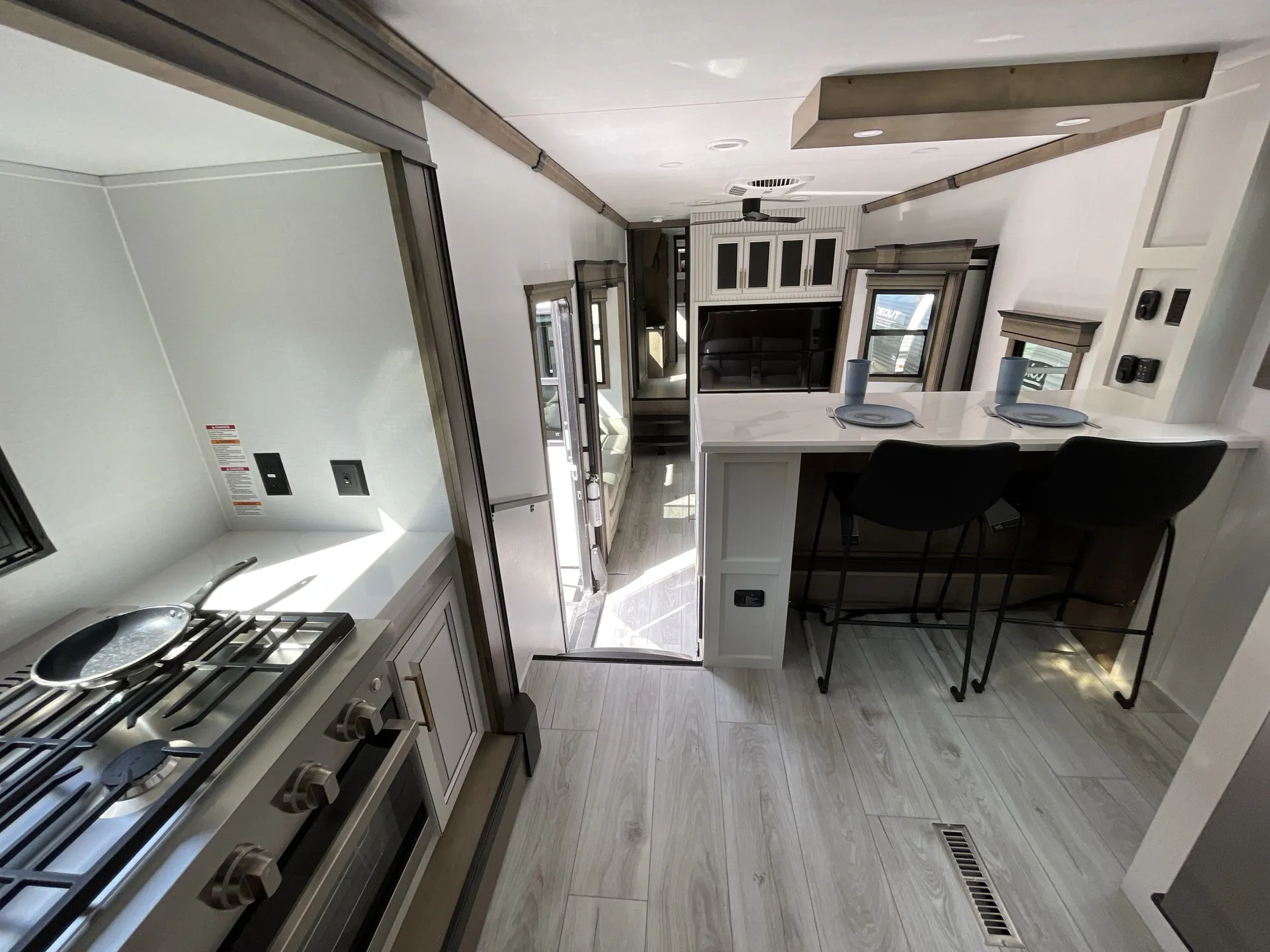 2026 Keystone Montana 3795FK — living area main