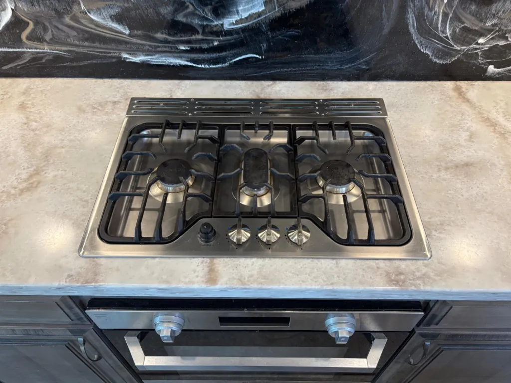 2020 Forest River Cedar Creek Champagne Edition 38EL, Photos photo 19