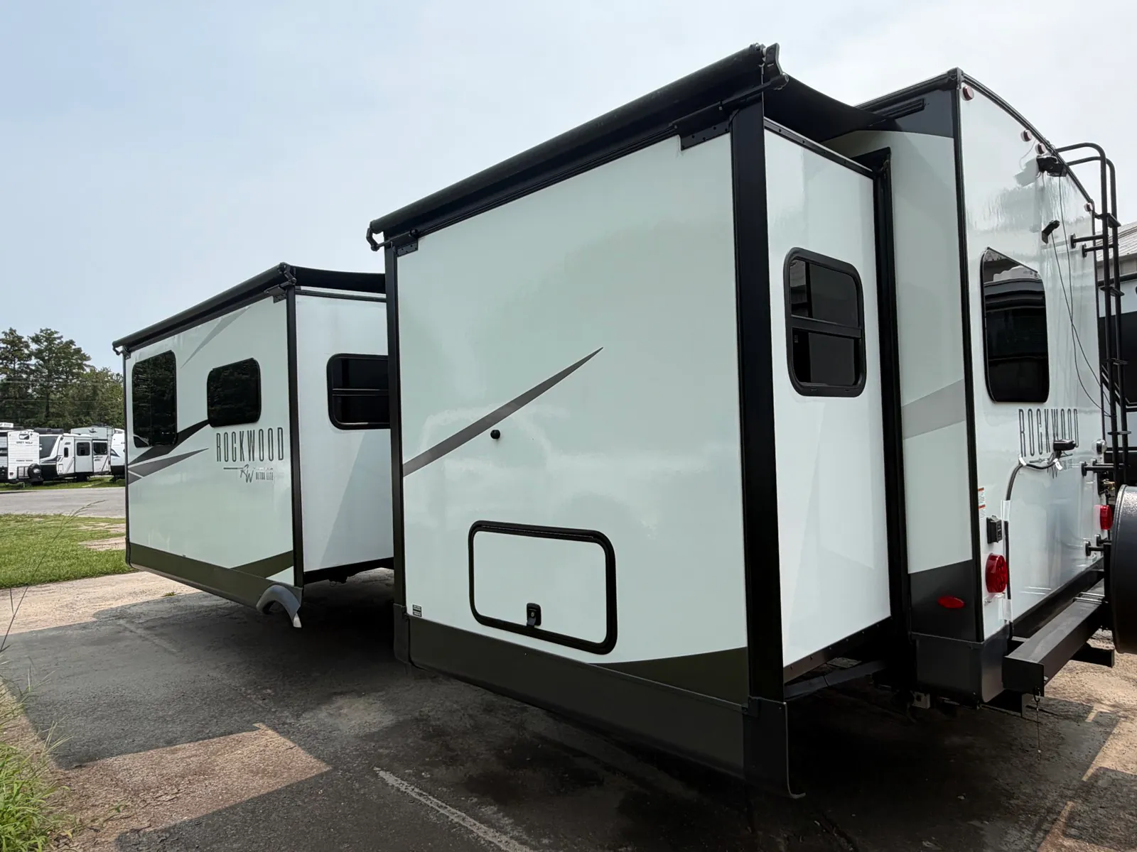 2024 Forest River Rockwood Ultra Lite 2608BS — Photo 7