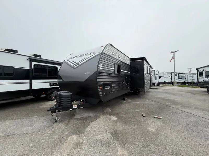 2026 CrossRoads Zinger 331BH - Photo 2