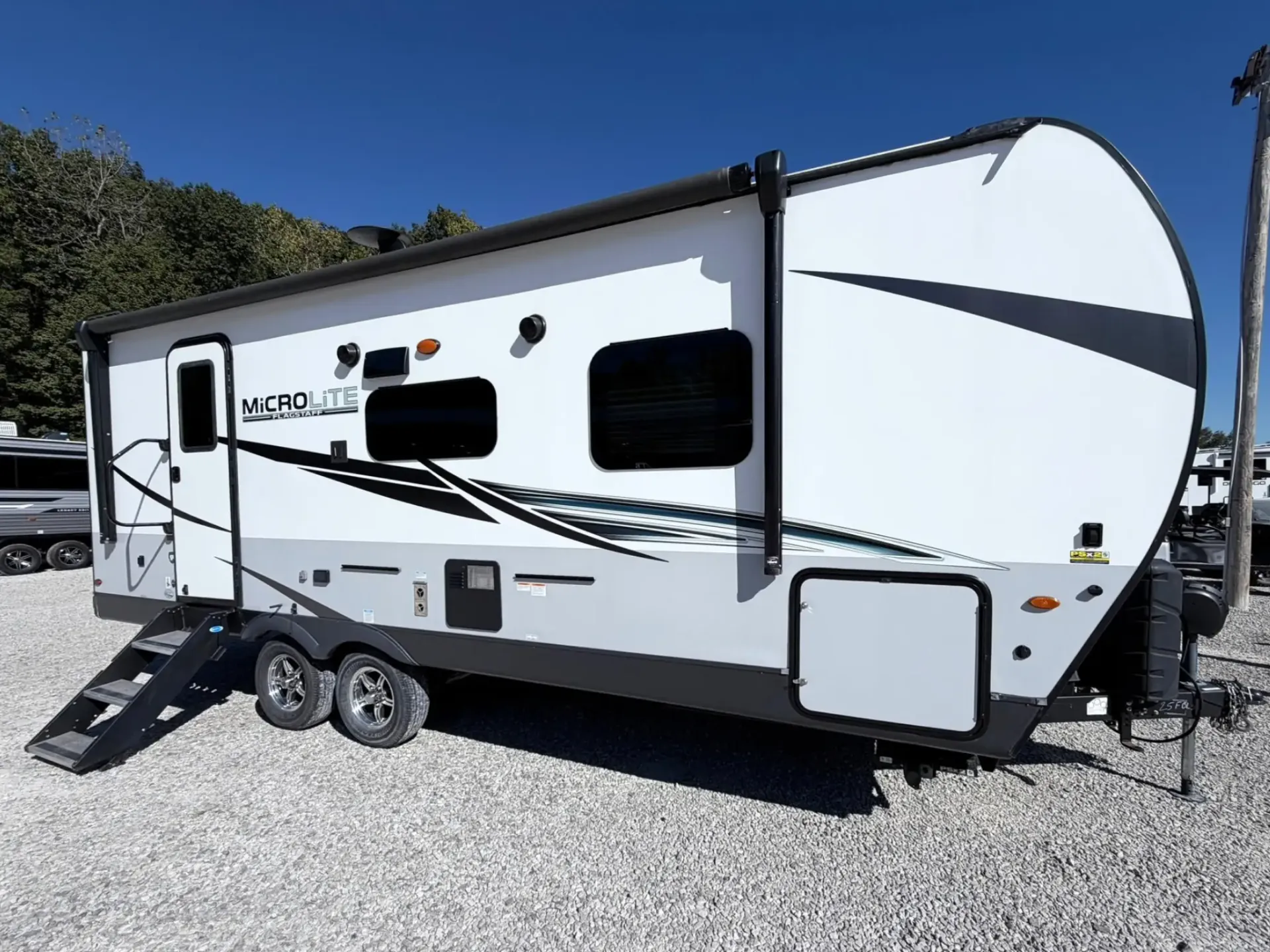 2021 Forest River Flagstaff Micro Lite 25FBLS