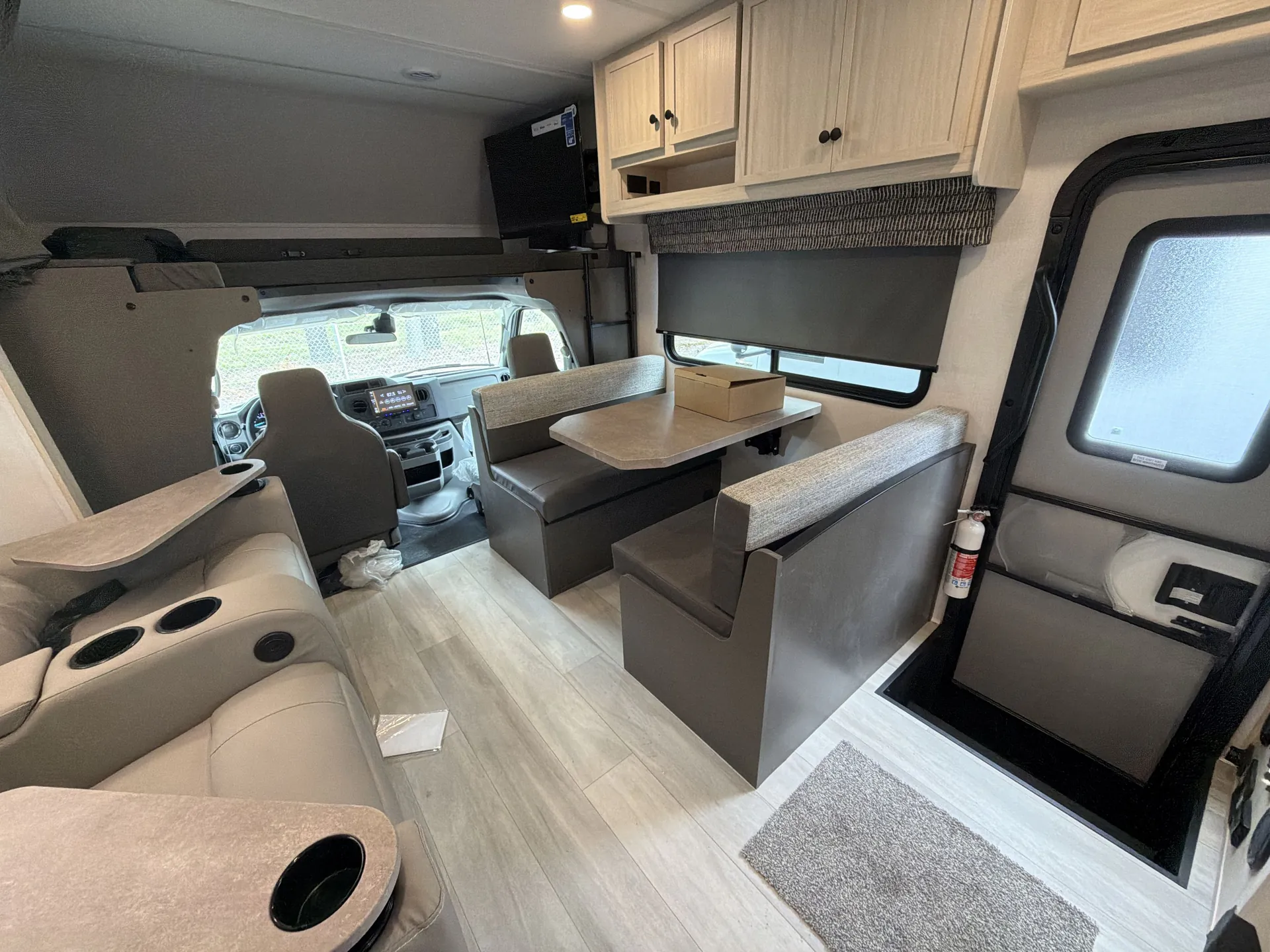 2027 Forest River Sunseeker 2860DS — living area main