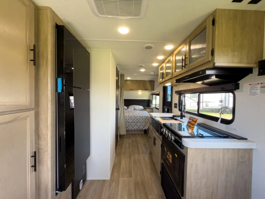 2027 Forest River Cherokee Grey Wolf 20RDSE, Photos photo 31