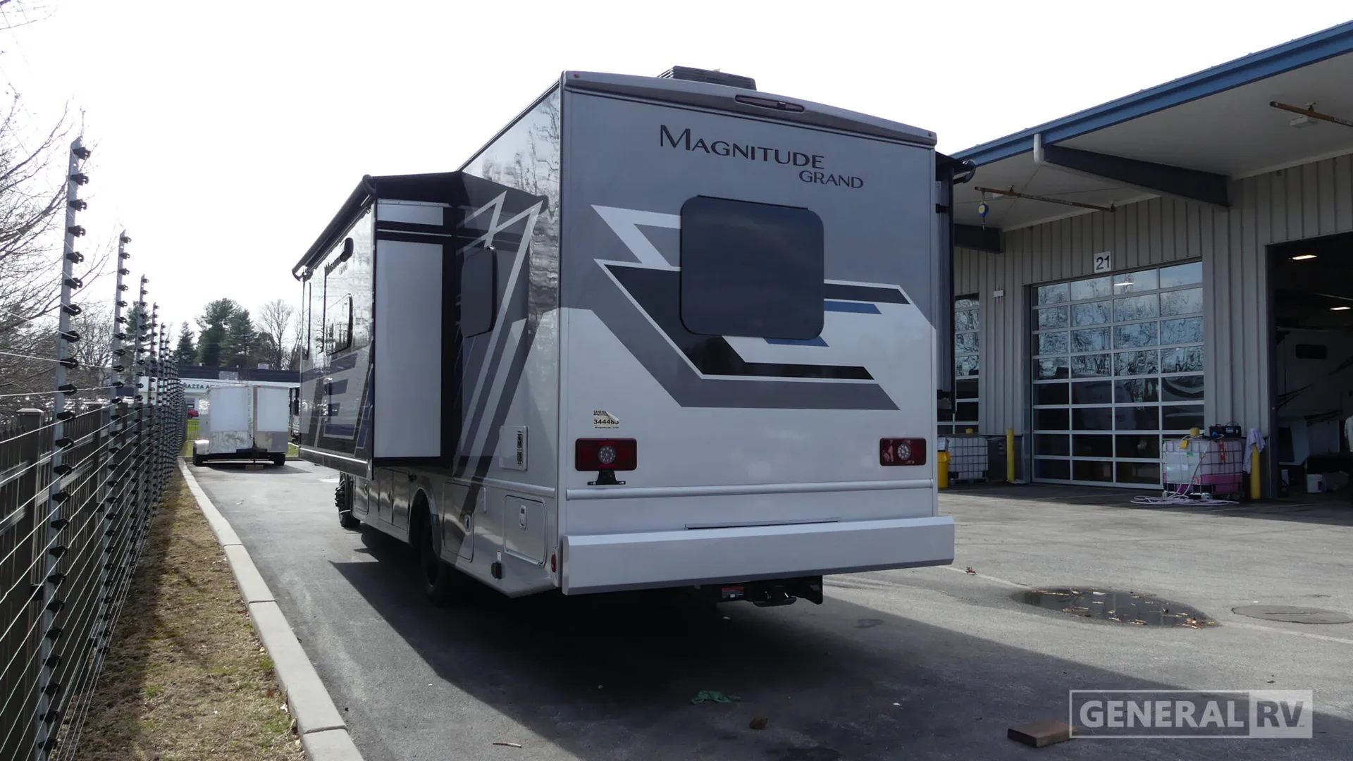 2026 Thor Motor Coach Magnitude Grand X32 - Photo 4