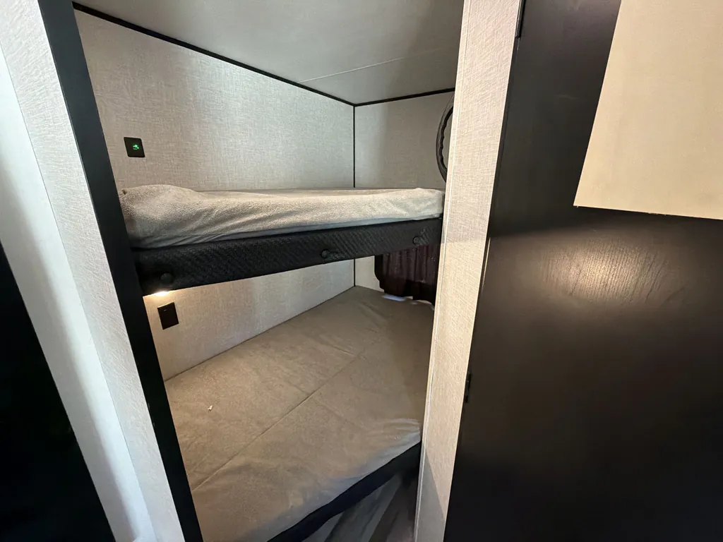 2025 Jayco Jay Flight SLX 197MBW, Photos photo 18