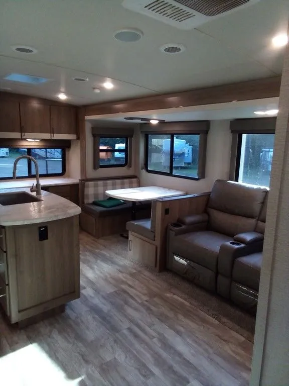2022 Grand Design Imagine 2670 W/2 SLIDES - Photo 4