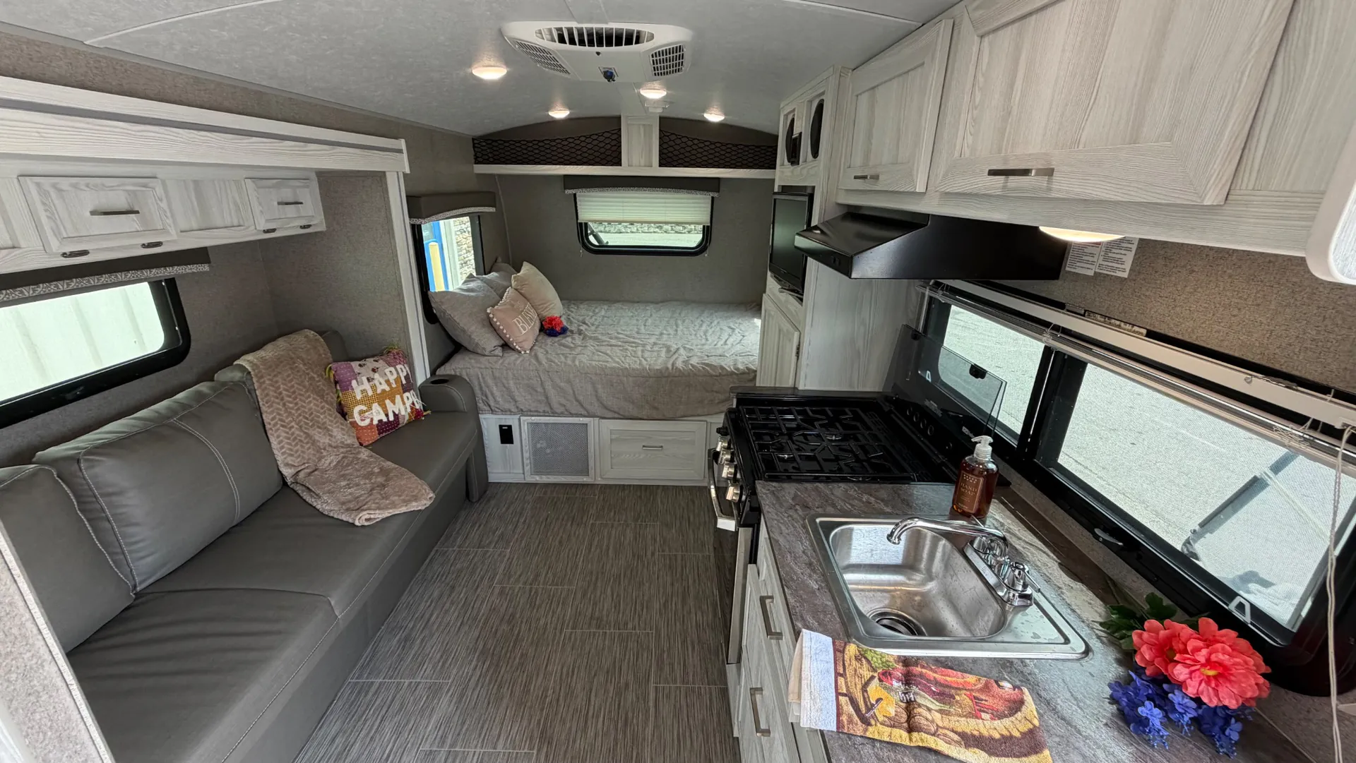 2019 Forest River Rockwood Geo-Pro 19FBS - Photo 3