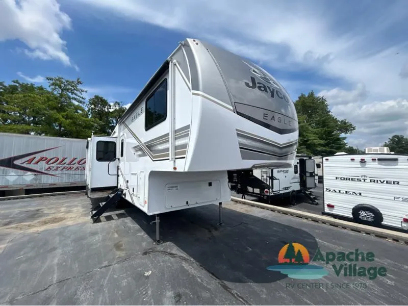 2027 Jayco Eagle 29RLC - Photo 2